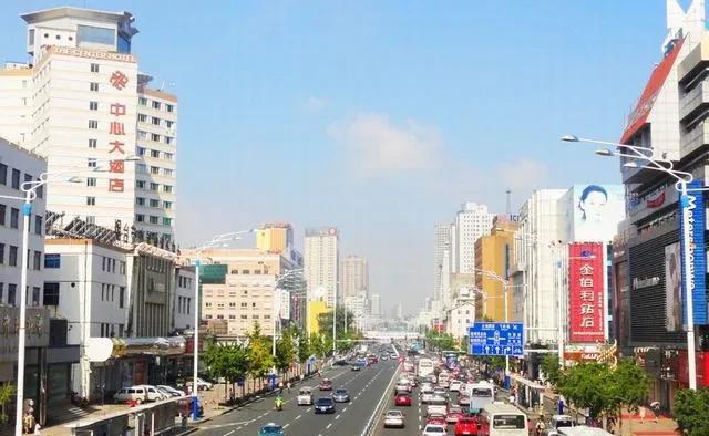 烟台你怎么了？前几天同事河南周口的，一个老乡来烟台玩。逛了一圈芝罘区和我俩说: