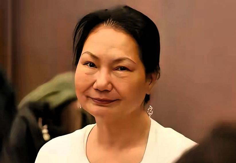 S家跨年夜“团圆”的戏码，流量背后是算计吗最近S妈又惹事了，大家都这么说，跨年