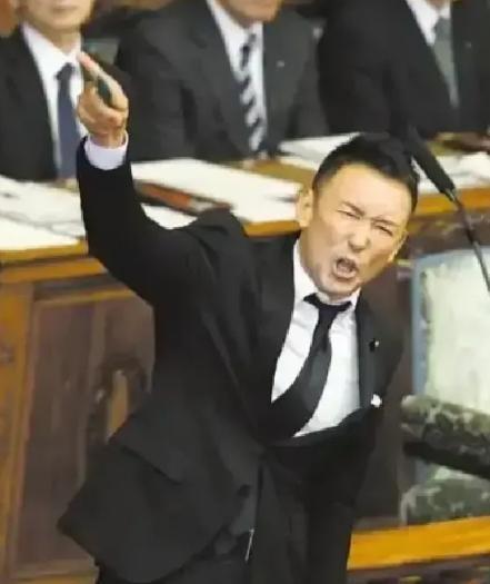 山本太郎直言，跟中国的冲突并非没有可能，而且中国跟日本一旦开战，甚至不用短