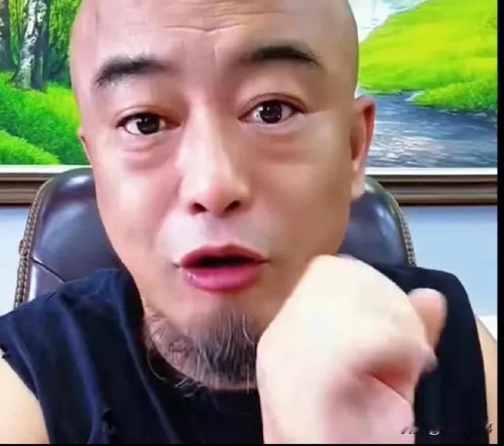 丁老五说方丈500万粉丝顶别人5000万粉丝，散打一路向北一定崛起！