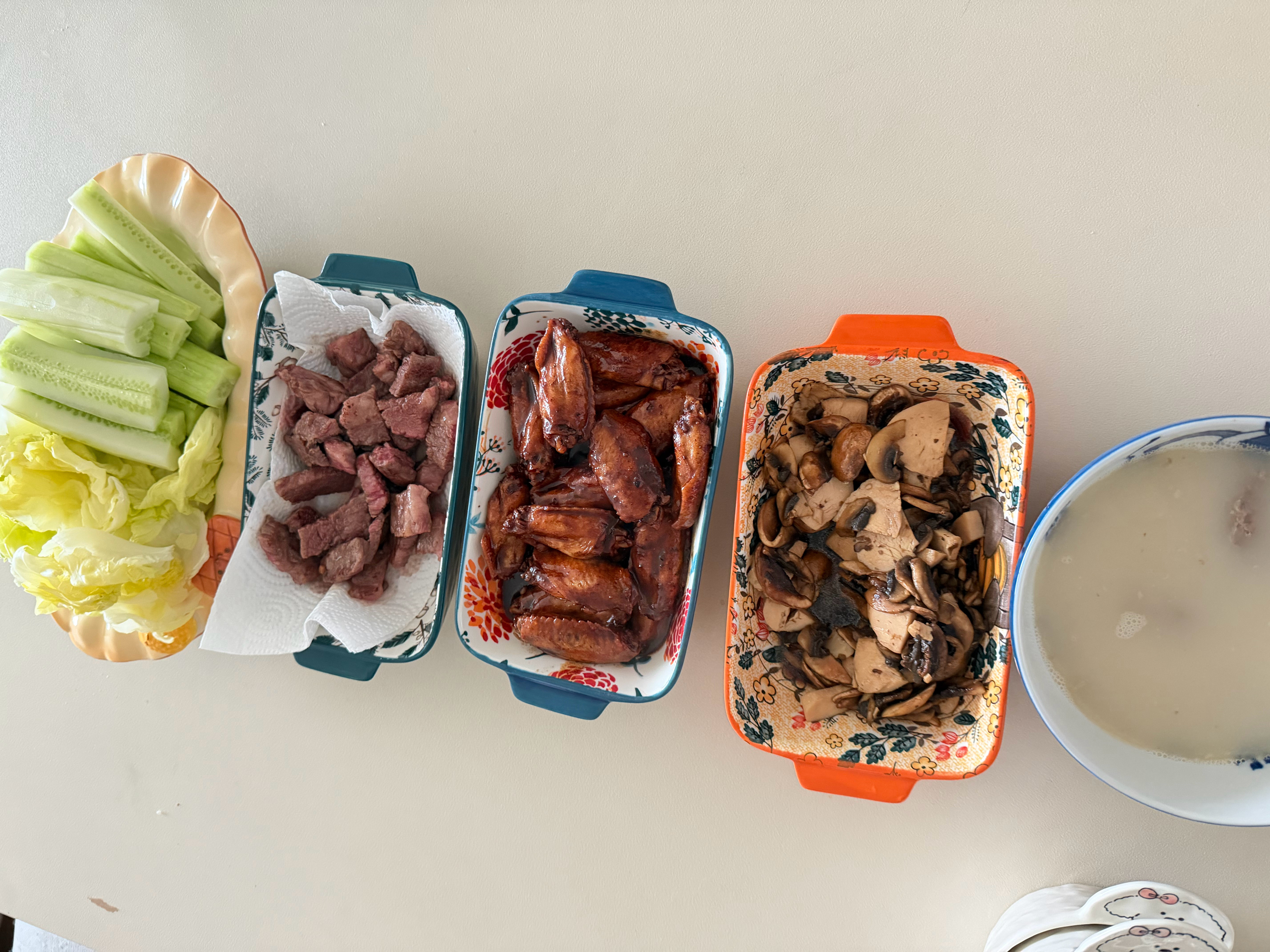 前几天俩孩子家教排满了压根没时间做饭（主要还是老母亲偷懒）点了几天外卖泡面炸鸡p