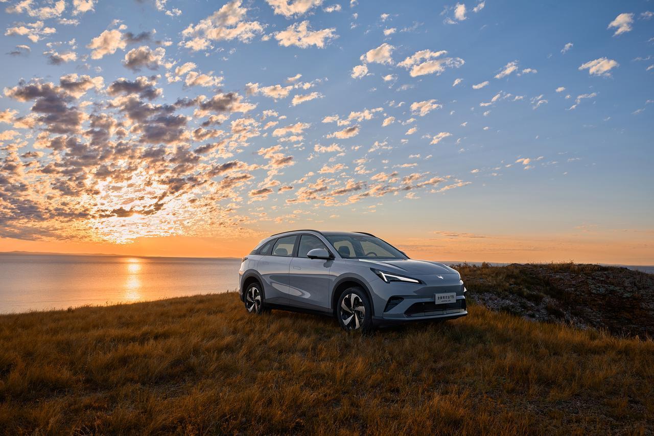 极狐阿尔法T5上市，售价11.38万元-15.88万元，限时售价10.98万元-