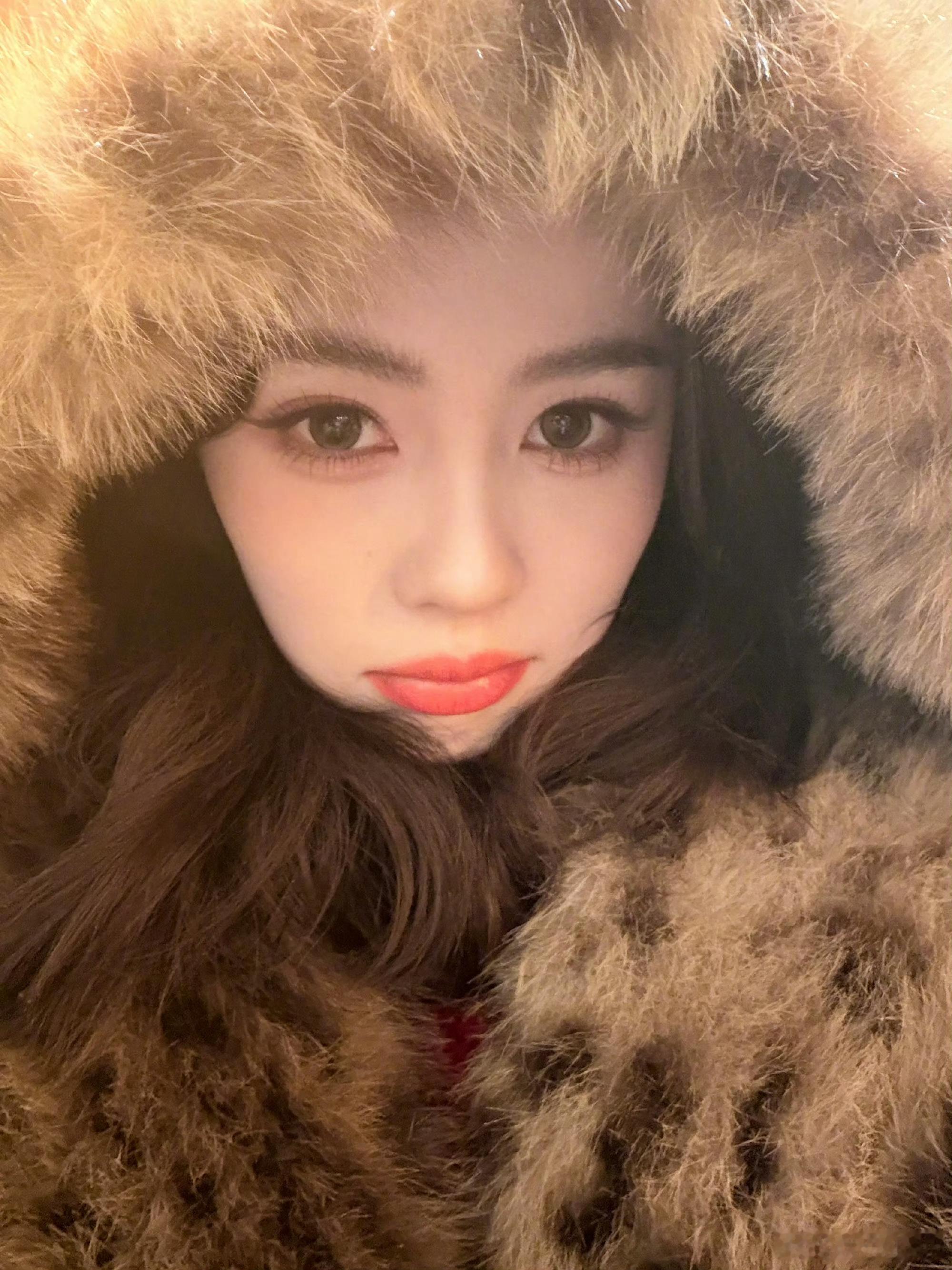 白鹿是2025综合热度排名第一的女明星诶！而且前10里只有4位女星