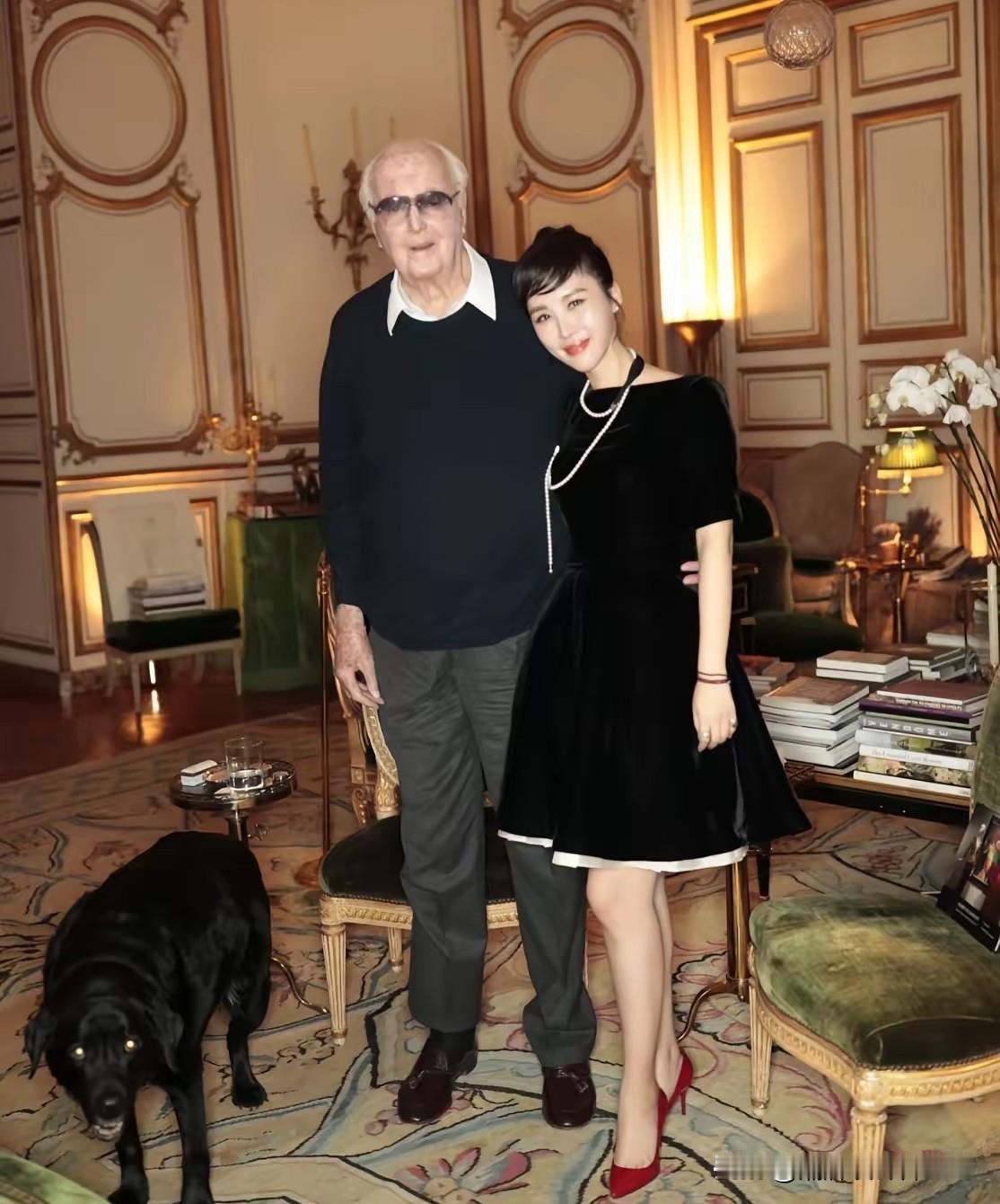 全网都在扒王石和田朴珺的爱恨纠缠，却无人提及，如果没有王石从中斡旋和光辉的加持，