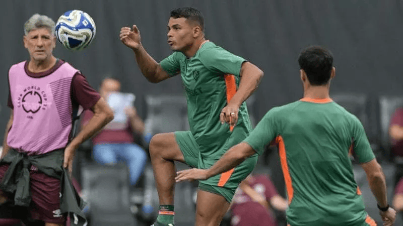 补强后防, 共和报: 41岁蒂亚戈-席尔瓦有望冬窗回归米兰