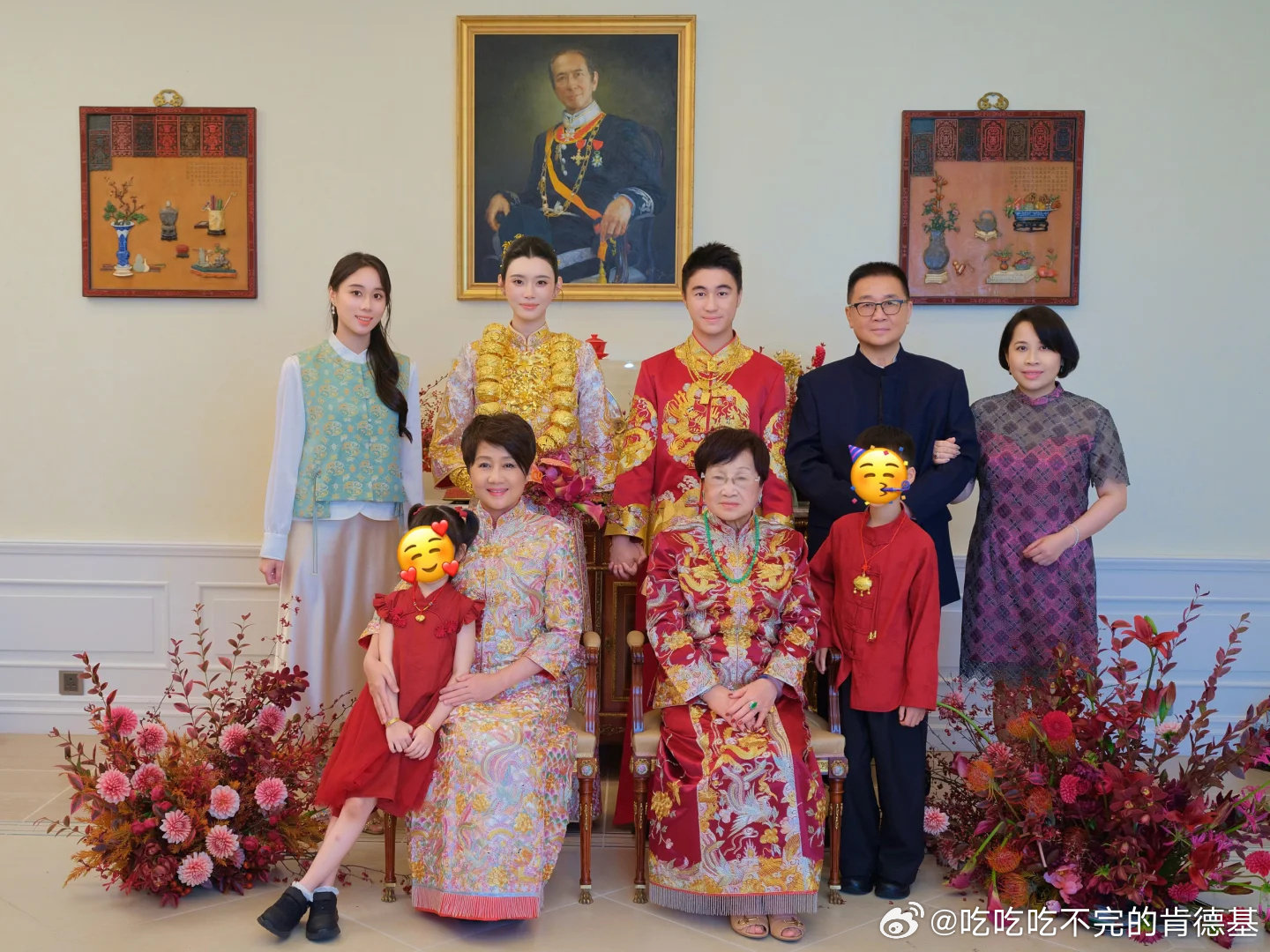 #何超欣晒何猷君奚梦瑶全家福#答谢宴过去十几天才发​