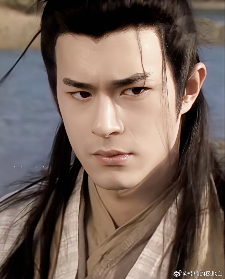 谢征竟然和杨过一样帅了？没想到还有这样的事，有观众看完古装剧《逐玉》之后表示，谢