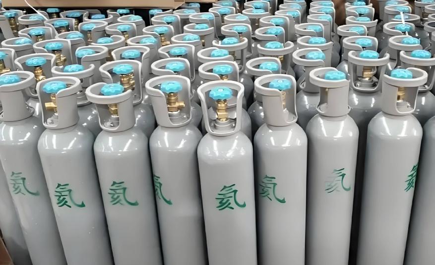 又一张王牌出手！美西方半导体、军工圈这次集体坐不住了。 7月10日商务