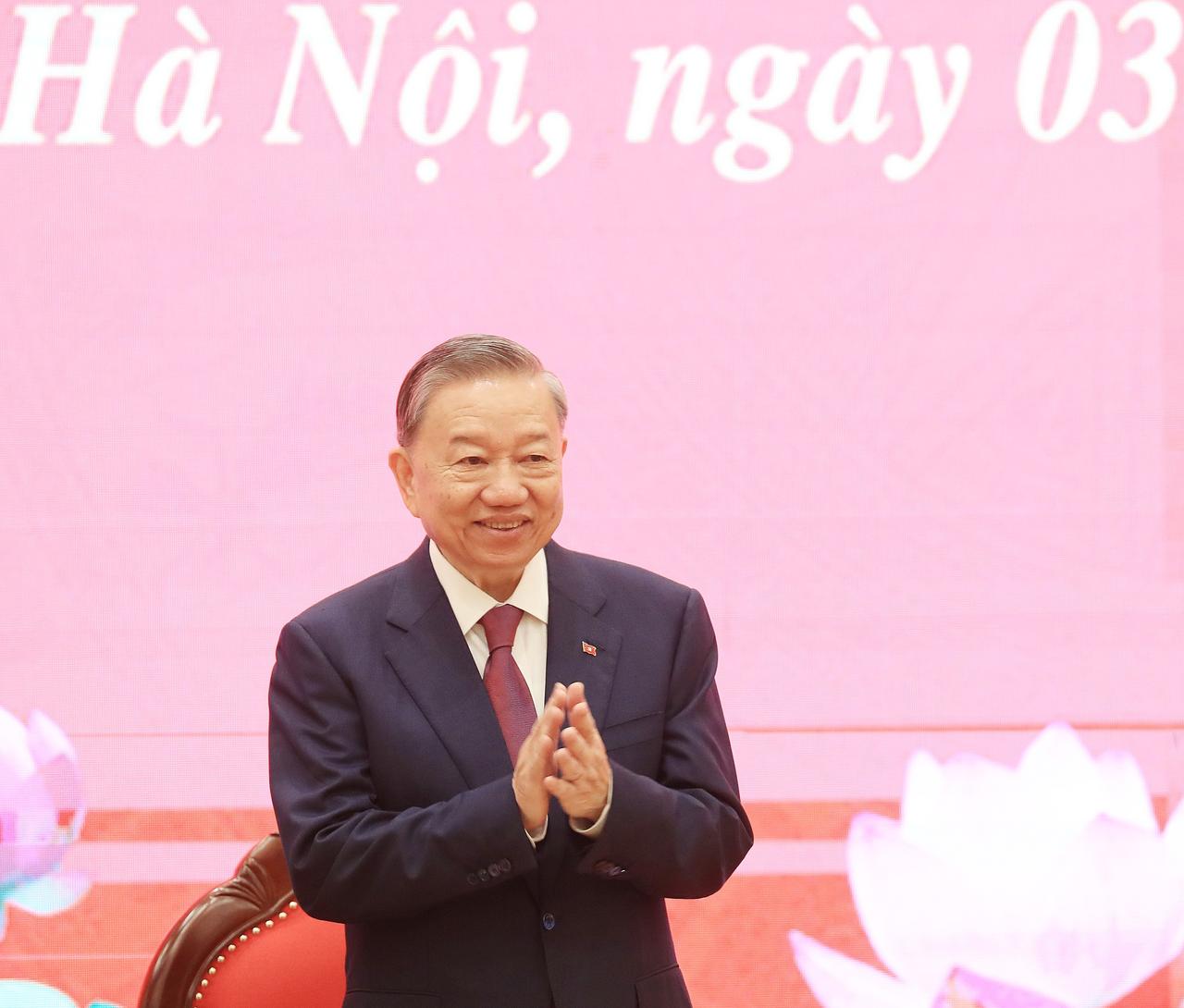 越南全国进入电力紧急状态。5月15日，官方下达死命令：全境所有工厂、居民即刻执行