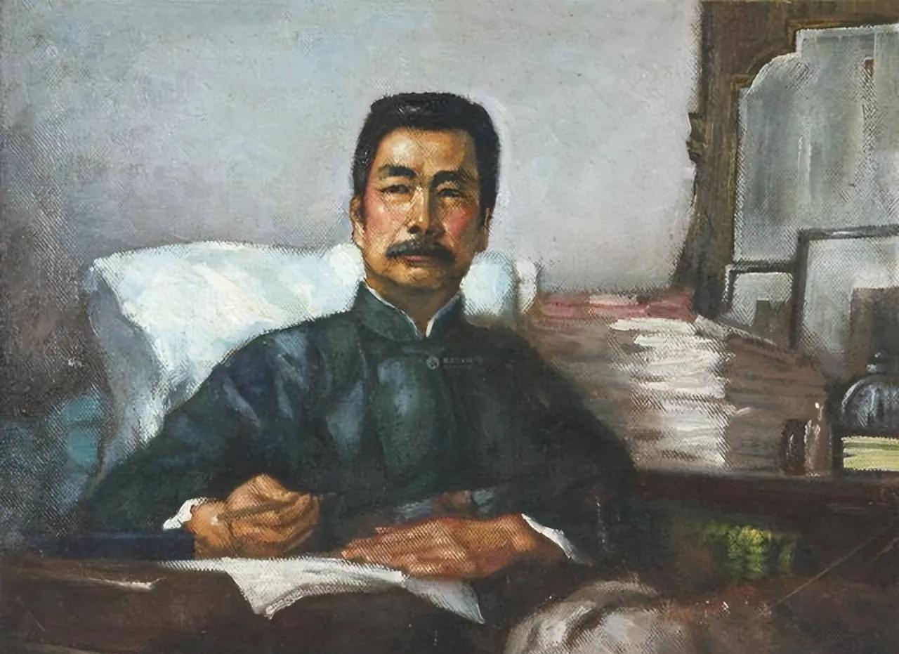鲁迅长孙周令飞婉转表达了对纪念馆墙画让鲁迅抽烟的不赞同。他回忆说：自己早年当兵时