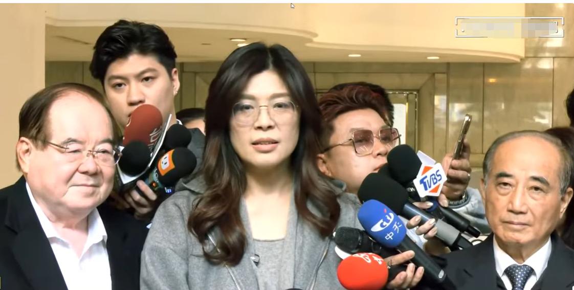 郑丽文：没有要请张显耀担任南部选情督导针对传出张显耀督导南部选情，国民党主席