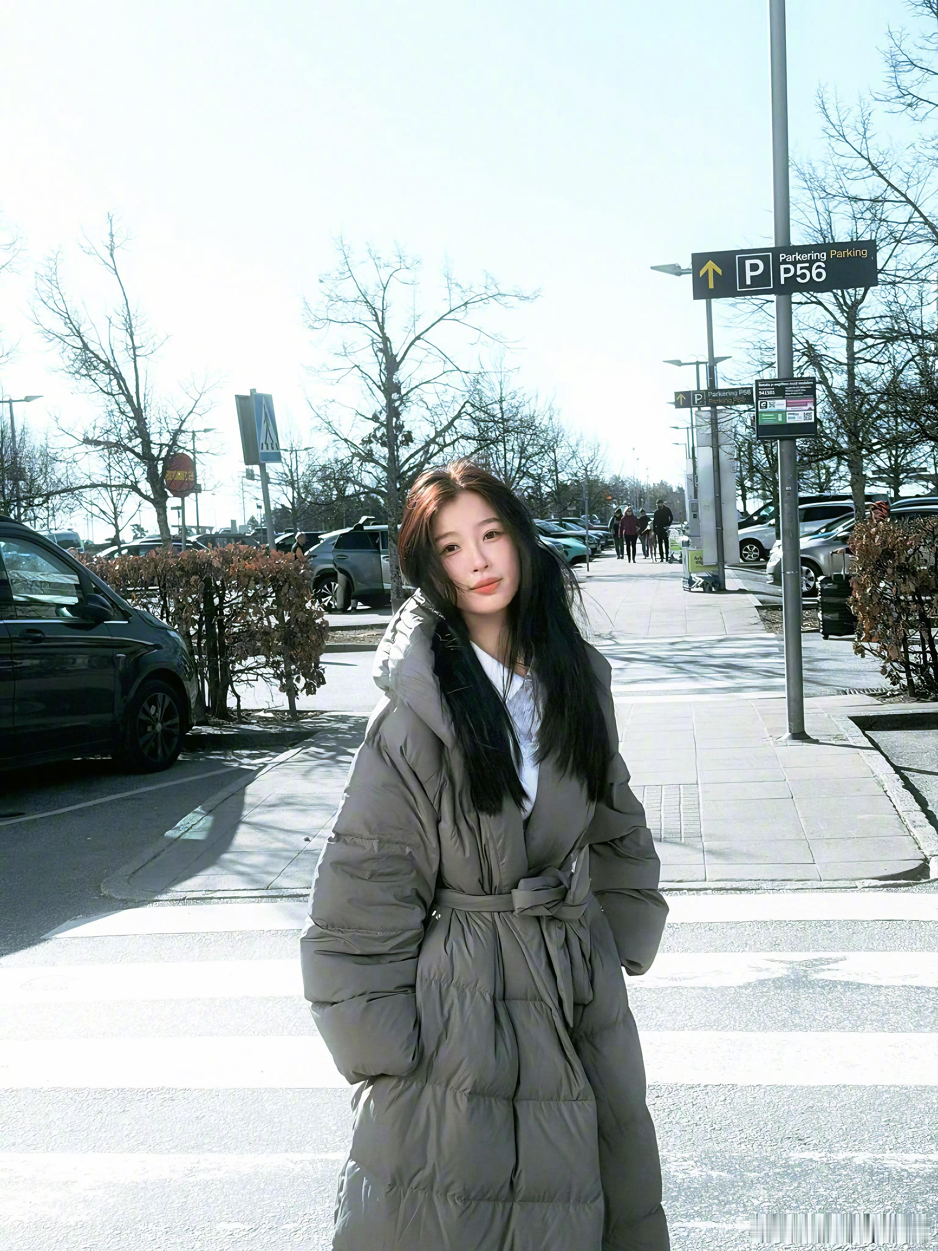 虞书欣晒久违的旅行plog虞书欣斯德哥尔摩旅行碎片来自瑞典的治愈碎片有！久违的