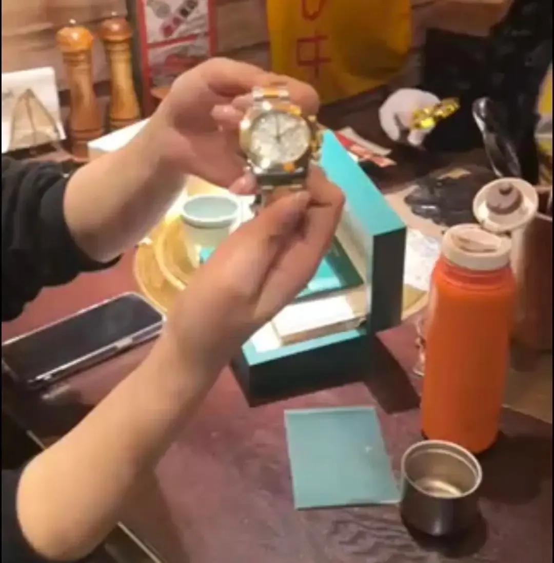 16.4万卖掉劳力士，银行账号却遭警方异地冻结，这一新型诈骗手法，让人倒吸凉气。