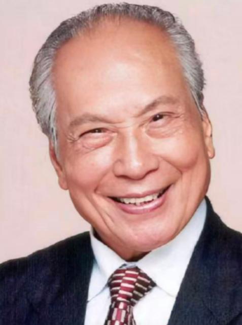 1964年，曹达华在澳门赌场贵宾厅里，“输”掉了300万身家，按现在来算大概3亿