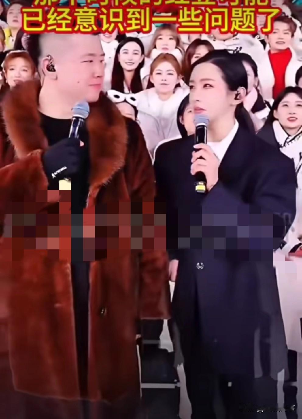 女友当众试探木森拒绝亲吻，感情破裂早显端倪！昨天报道d