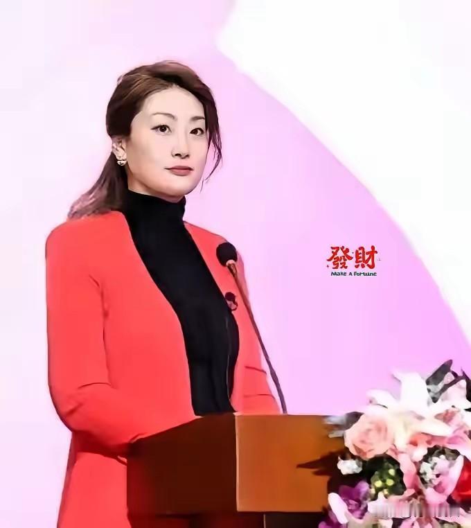 看到宗馥莉刚卸任娃哈哈董事长三天，转手就把1000万港币打进中华慈善总会账户，我