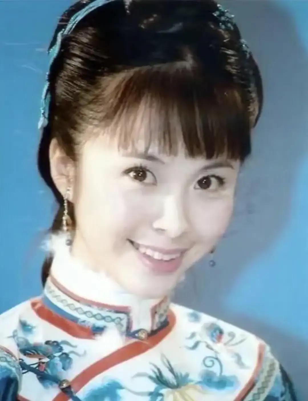 唯一演全四大名著的她，60岁杀回热搜1994年《三国演义》小乔一回头，镜头