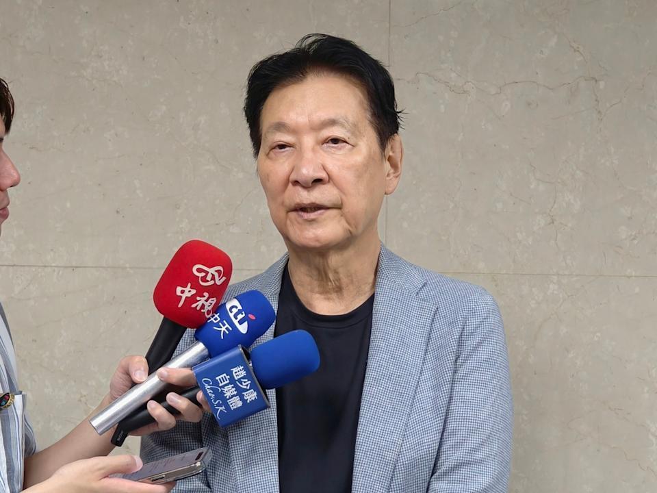 赵少康一句话扎心了：大陆统一台湾非常难！老兵回大陆探亲，最后大多又回了台湾，是他