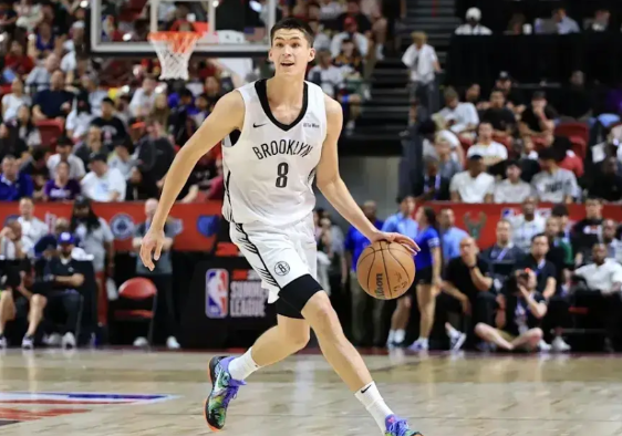 NBA情报局7月12日讯  篮网这8号秀选了个2米06的
