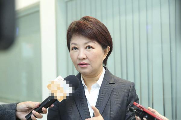 【卢秀燕缺席国民党大会？台媒爆内幕：押错宝酿尴尬？】国民党换届大会热热闹闹地开