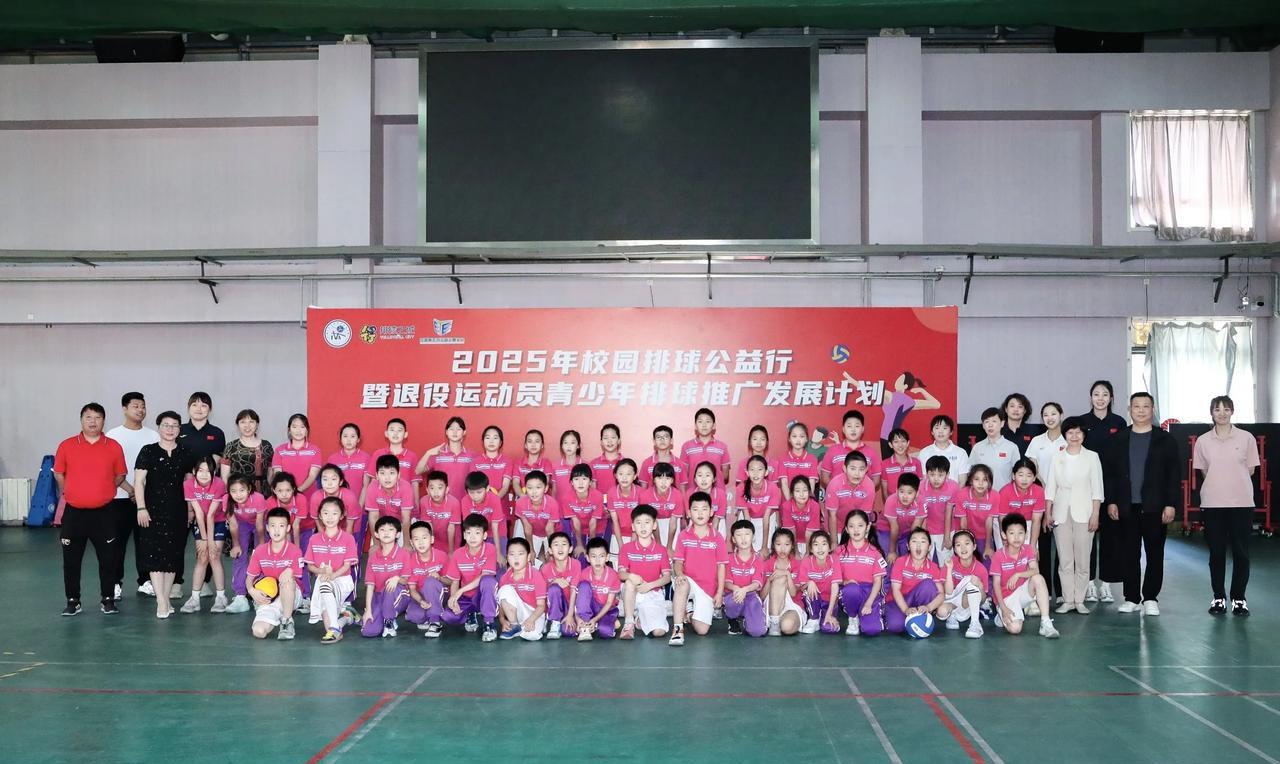 女排前国手王茜、王宁、柳春莹出马！天津青少年排球事业开始发力！这项青少年排球推广