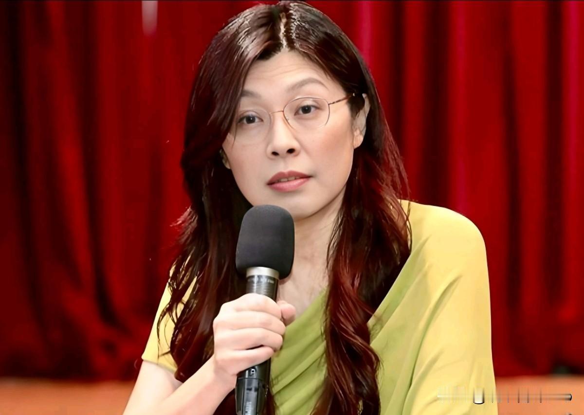 岛内媒体认为，郑丽文面临三大挑战！10月19日，根据岛内媒体报道，岛内媒体表示，