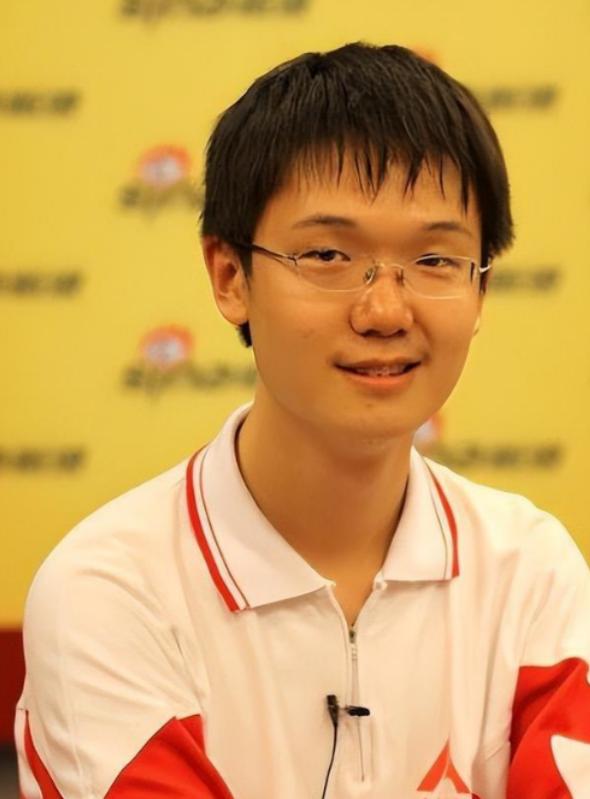 “我不上清北，我就要去美国！”北京高二男生亲手推掉北大保送名额，转头一口气申请了
