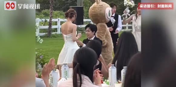 “电视剧都不敢这么演！”6月26日，江苏苏州，一对恋爱了7年的情侣恰好赶上毕业，