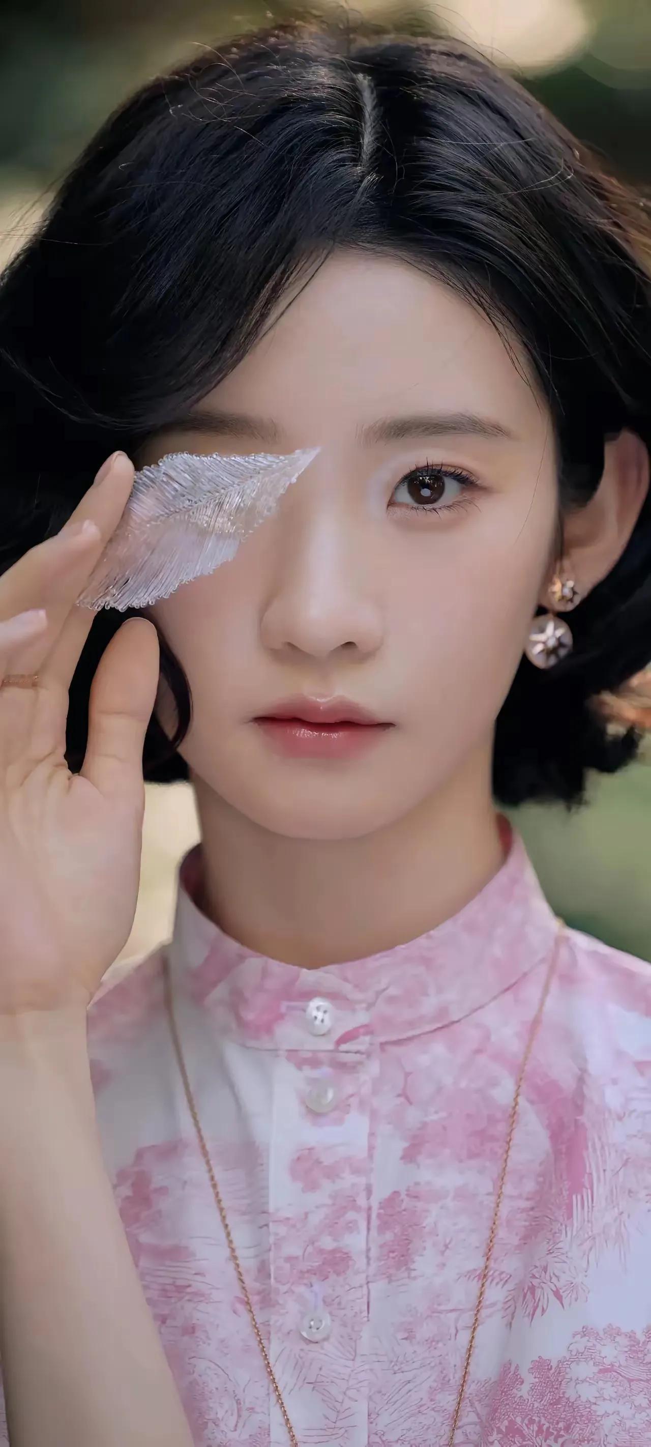 张艺凡美图分享张婧仪壁纸张艺凡壁纸杨艺凡张晚意生图中戏校花张纯烨张艺上
