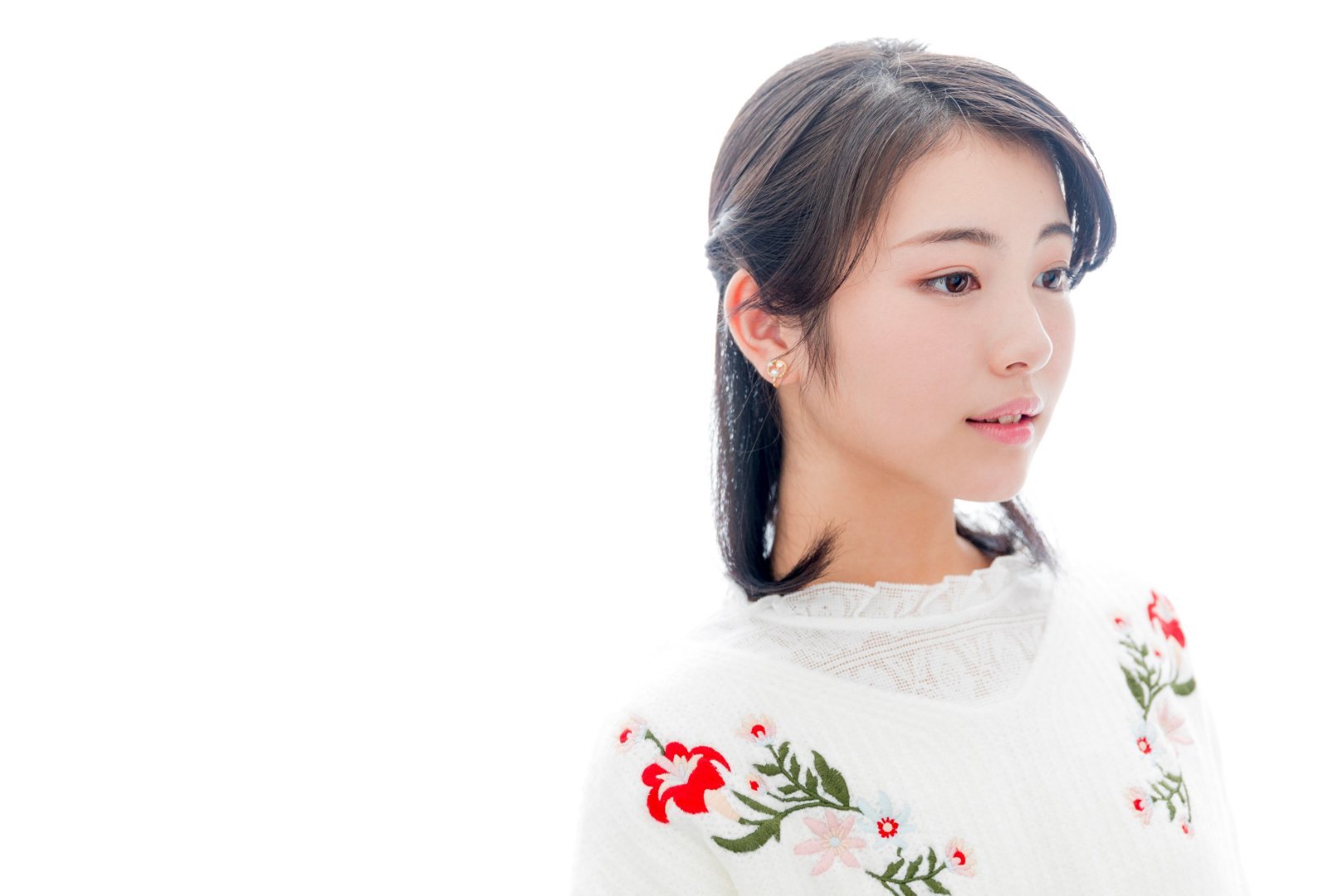 日娱新闻滨边美波滨边美波浅川梨奈日媒《otocoto》采访美图。