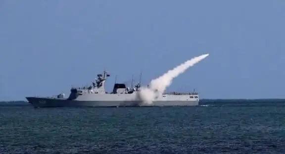 台湾国民党前主席洪秀柱，在接受采访时表示“如果台湾不是大陆的领土，那么凭什么当年