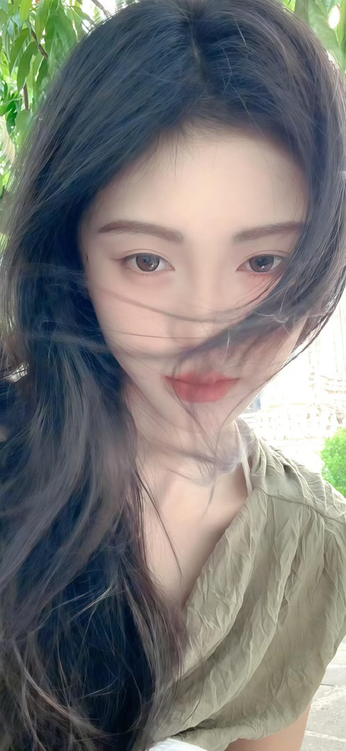 鞠婧祎又展示了一波鞠式美学谁懂啊！鞠婧祎的营业永远有自己的风格，精致又不做作，