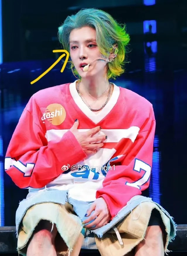 大胆推测，鹿晗极有可能是生病了！鹿晗在上海演唱会落幕的时候说，最重要的是保持