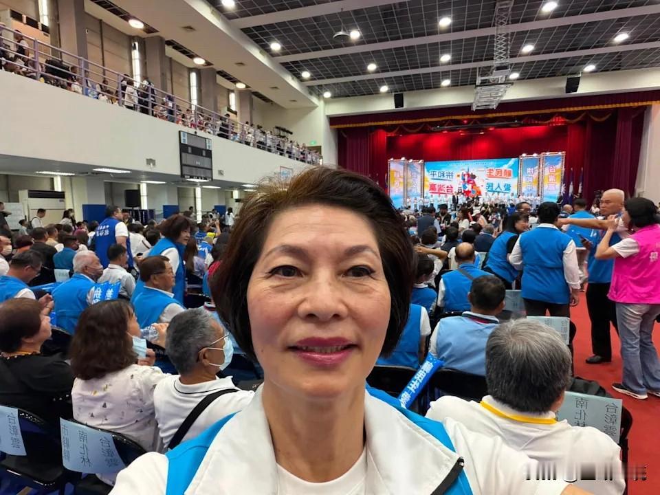 总干事“倒戈”沈伯洋　国民党议员怒斥：去吃X吧针对曾担任自己总干事的北投育仁