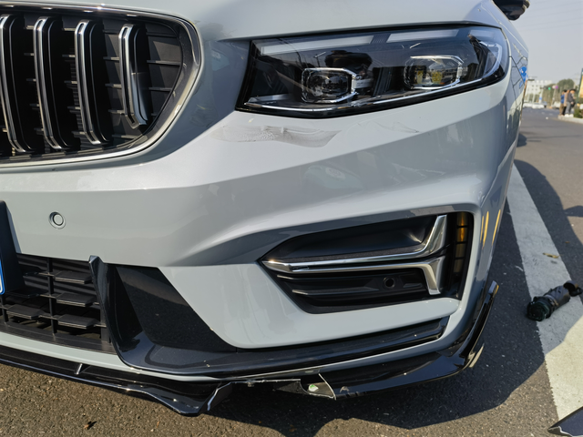 真的倒霉到家了我每天都安安稳稳地停在车位上，为什么隔三差五的就有人往我车上撞。