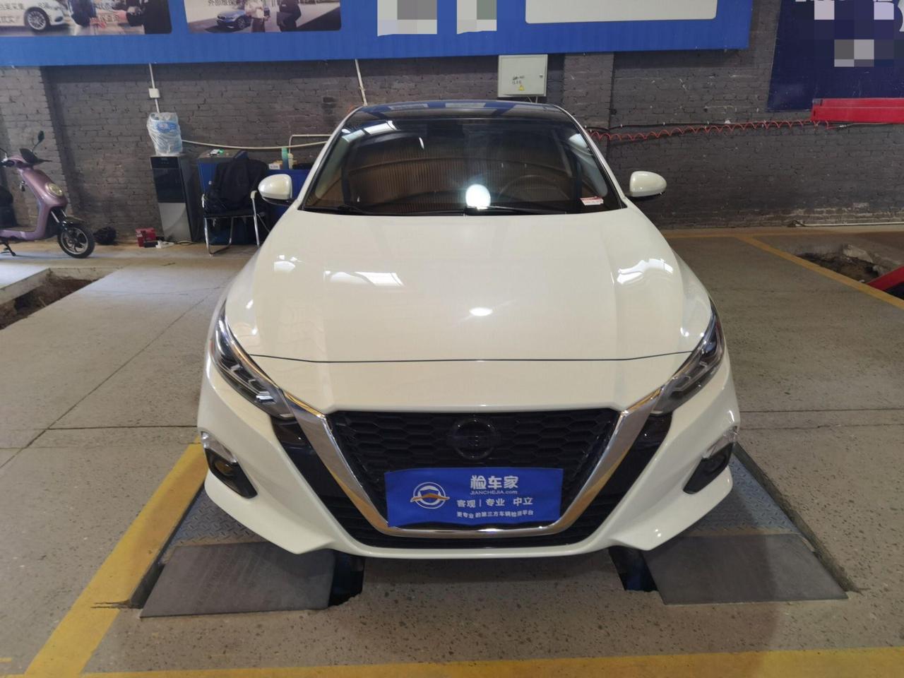 天籁新车才12万，还有鸿蒙座舱，但大哥宁愿花10万买三年前的老款！前两天帮粉丝