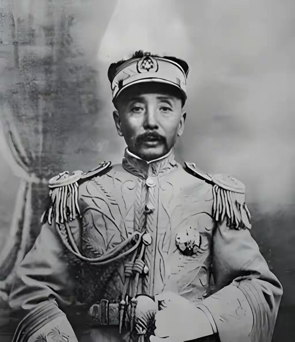 2001年，张学良离世，少帅永远不知，小妹张怀敏这一生有多不凡。要说这张怀