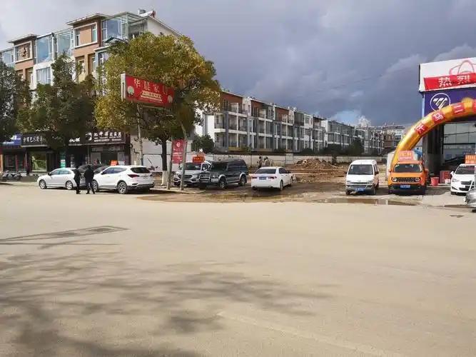 准新二手车值得买吗？有哪些挑选的技巧呢？去二手车市场走了一圈，不难发现：有些车
