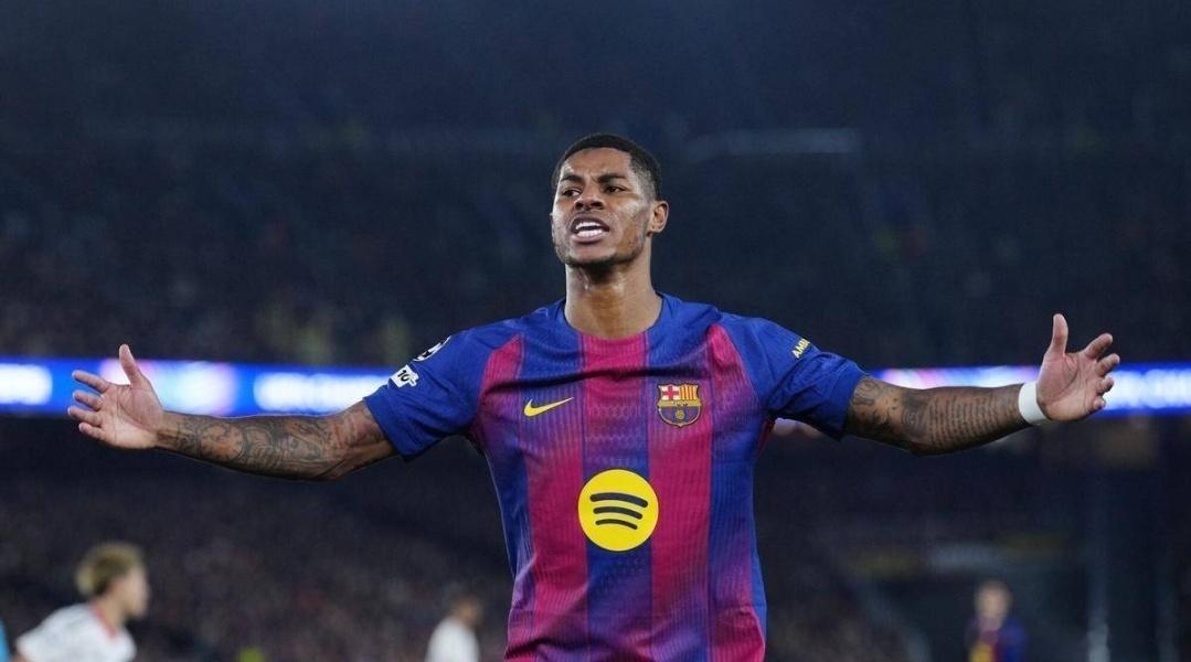 欧冠奇兵！拉什福德4球3助导演逆转，每体：他用表现敦促巴萨买断