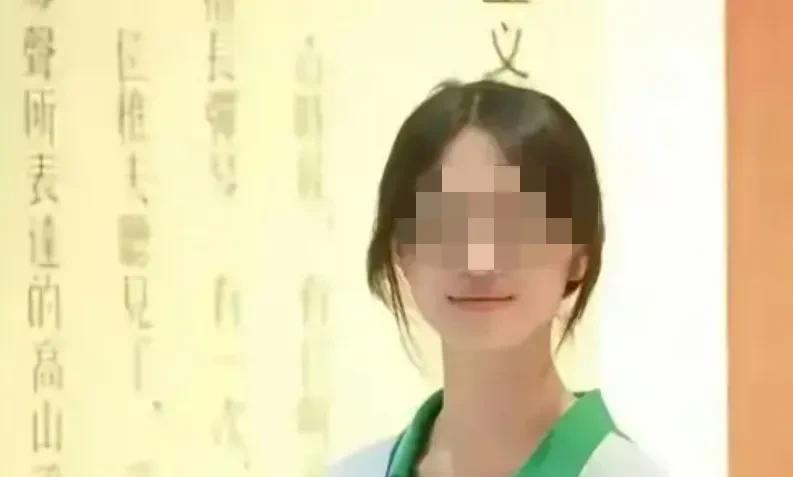 海南琼海17岁女学生在失恋4天后，被警方确认已找到尸体，看着这样的新闻真的太揪心