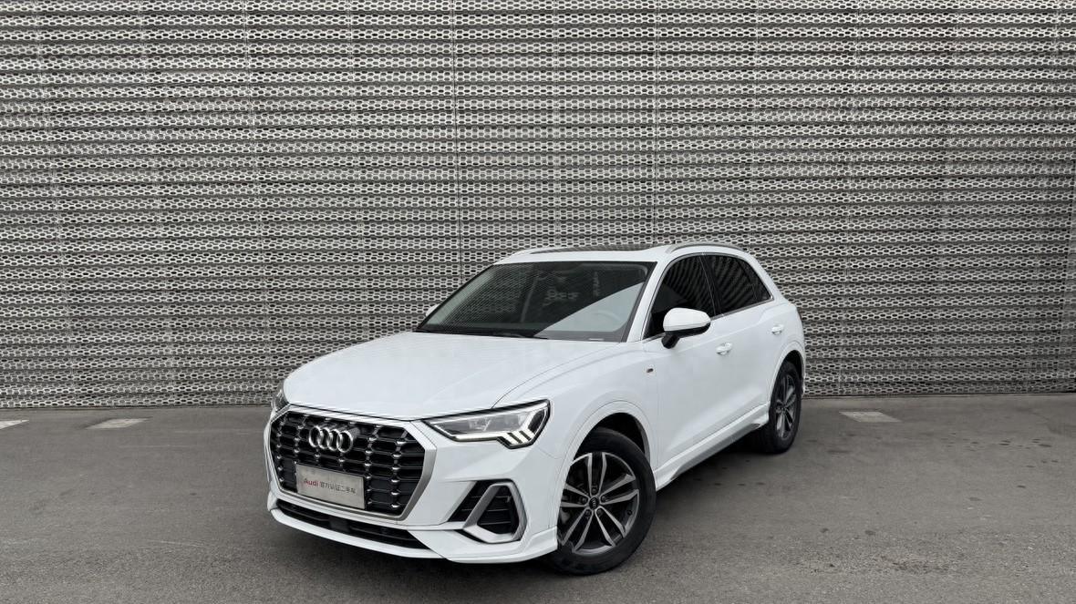 2022款奥迪Q3, 13万出头就能拥有豪华品牌SUV, 还要啥自行车?