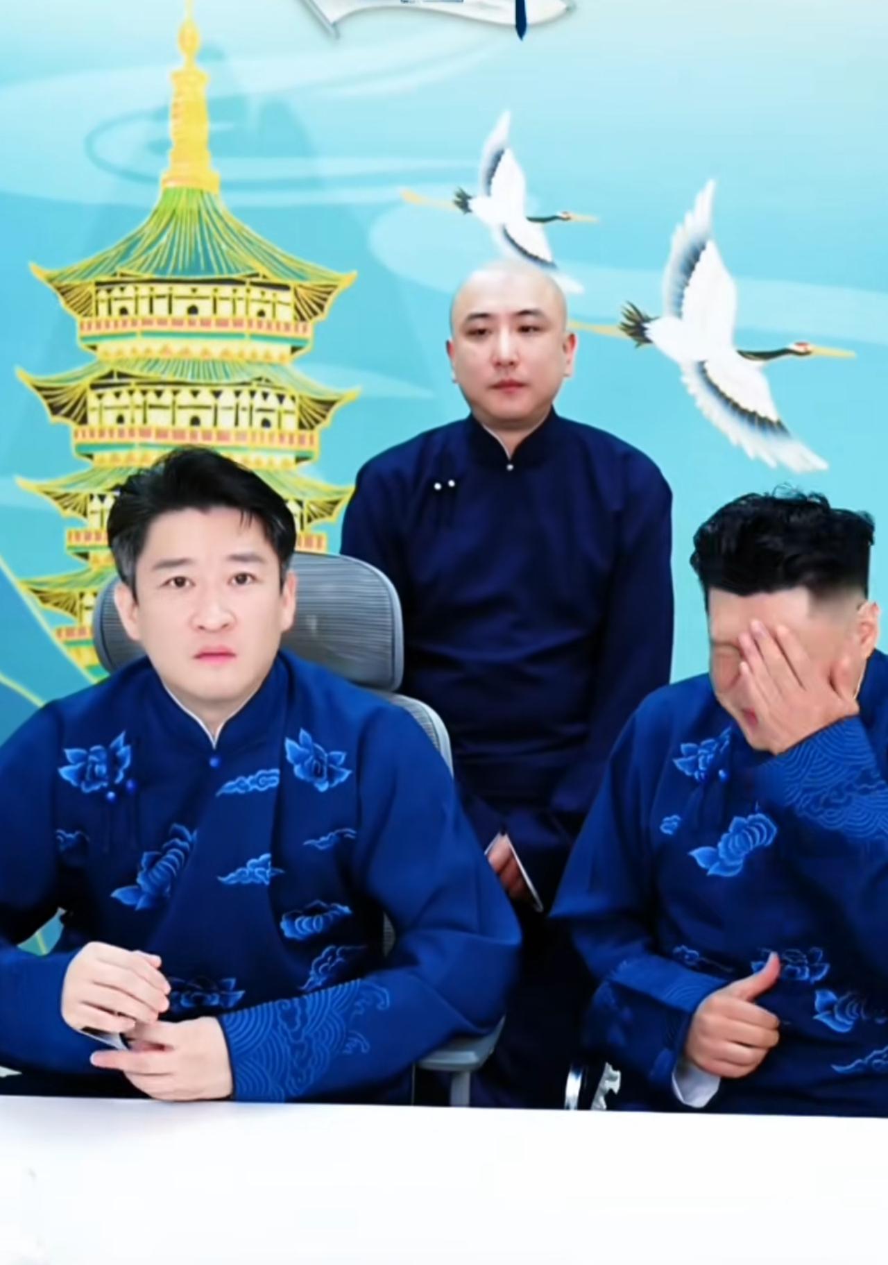 曹云金呼吁同行们积极拥抱线上互联网，现在线下小剧场普遍都很难做，他觉得不是相声没