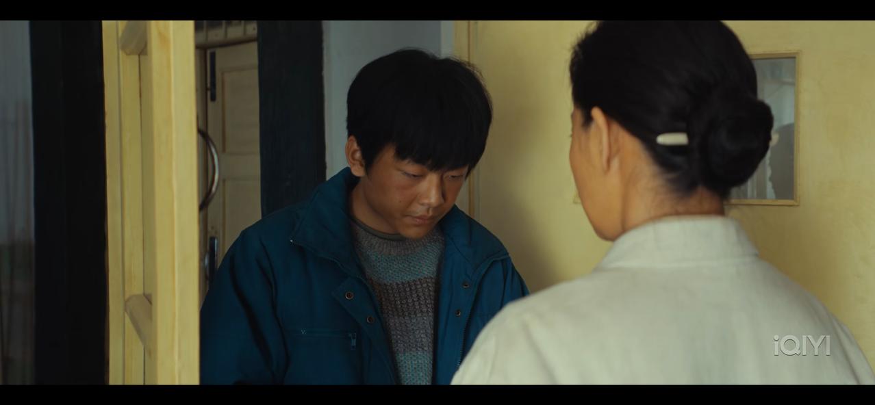 《生命树》：白及闯祸，让我看清了张勤勤的家教。白及卖了次松家的家传宝贝。