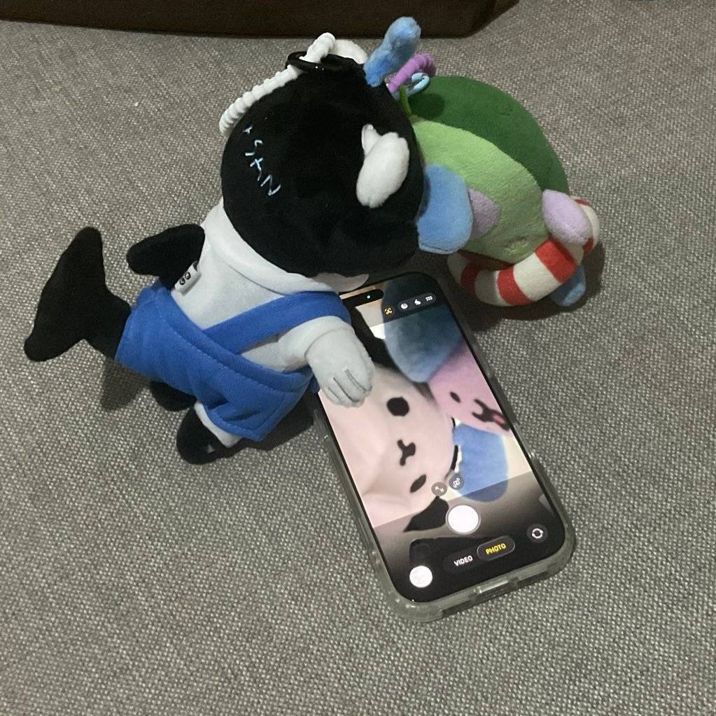 哈哈这个视角哪个天才想出来的回家给我的小鼻嘎试试