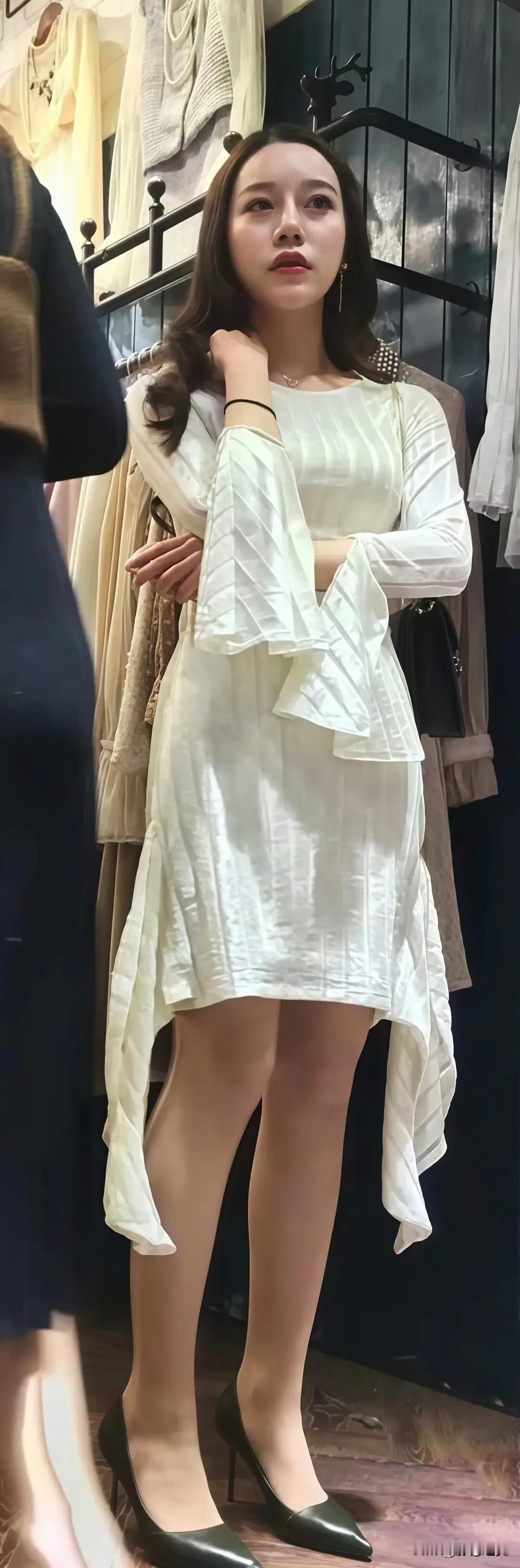 如何看待女生穿丝袜