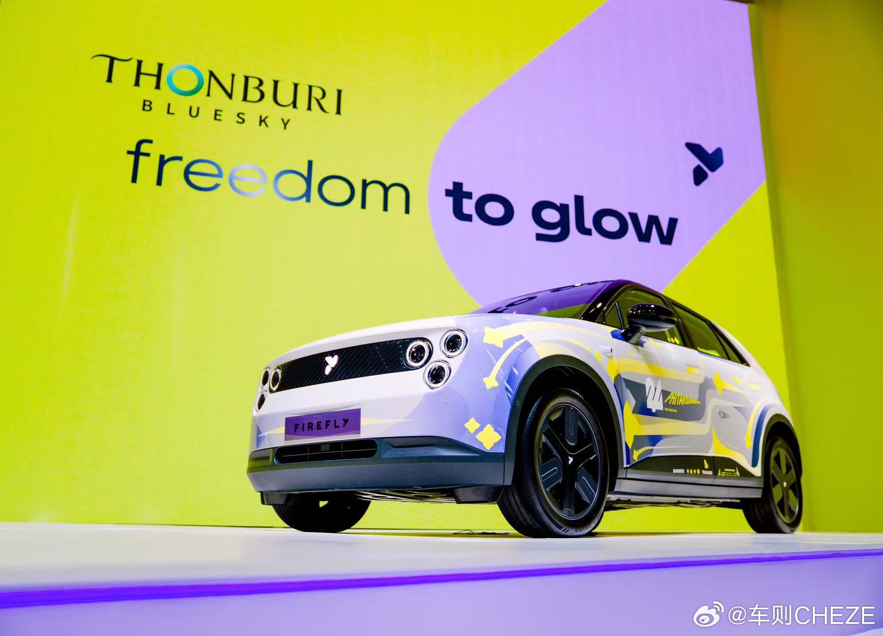 2026年3月23日，蔚来旗下智能电动高端小车品牌firefly萤火虫以独立展台
