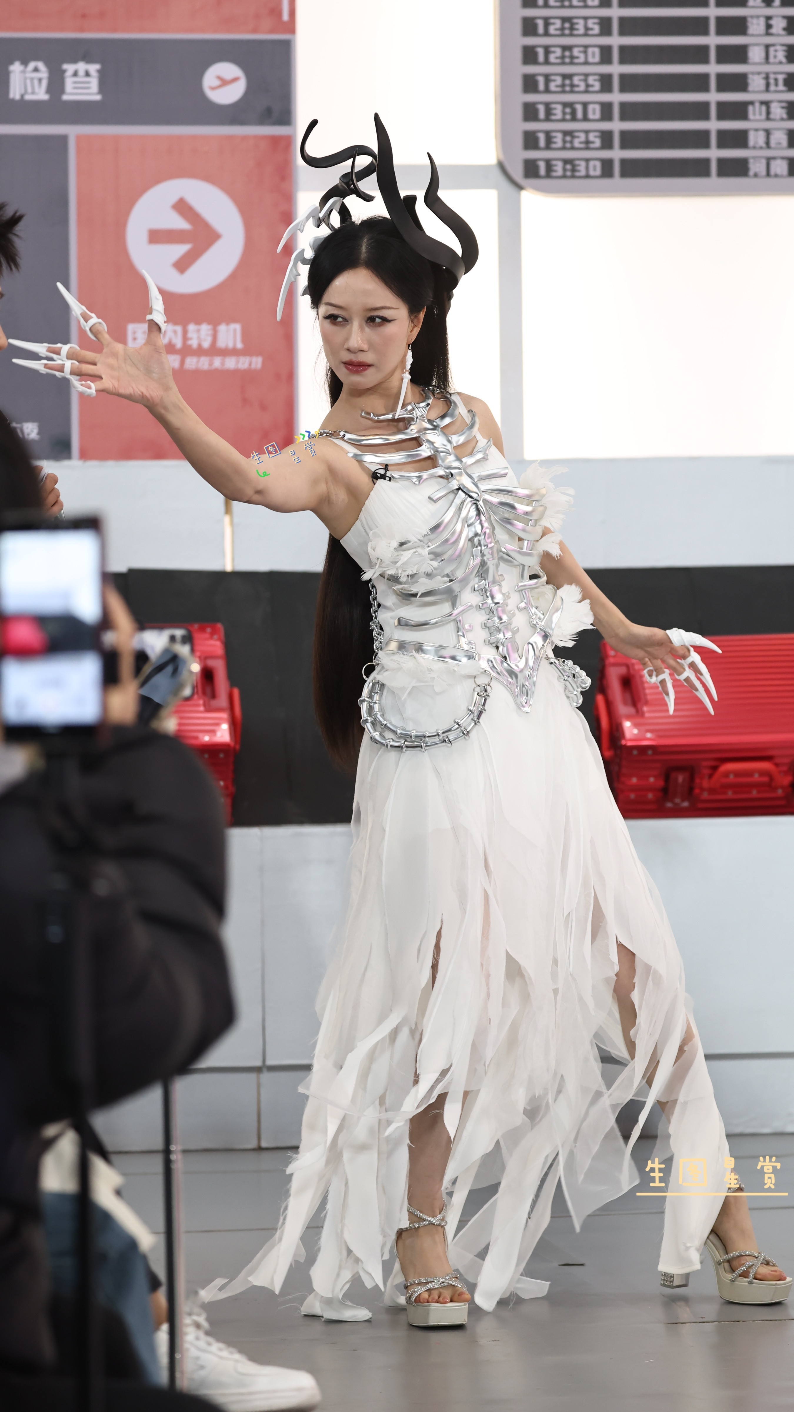 倪虹洁双11疯狂好六夜妖气足足的白骨精上线倪虹洁顶着这张脸说什么我都信了倪虹洁[