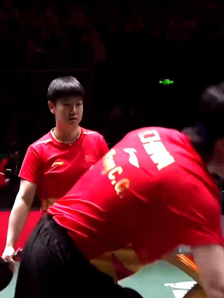 “莎头”这波情绪价值真的是给到了天花板！别光盯着那块金牌，王楚钦那句“没