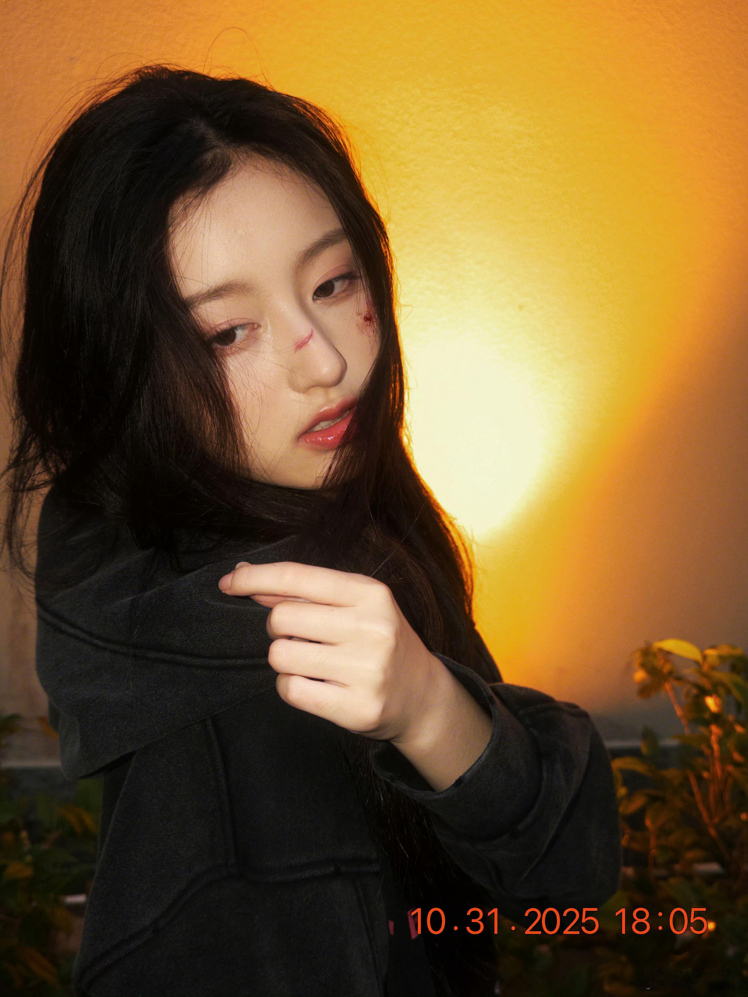 裴佳欣x“战损版”物料​​​