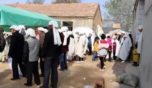 告诉大家一个重要消息，2026年3月30号起，全国要实行新的殡葬制度了。 这